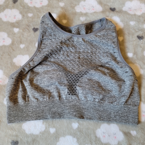 Aerie Chill, Play, Move Grey high neck, vented sports bra - Picture 1 of 3